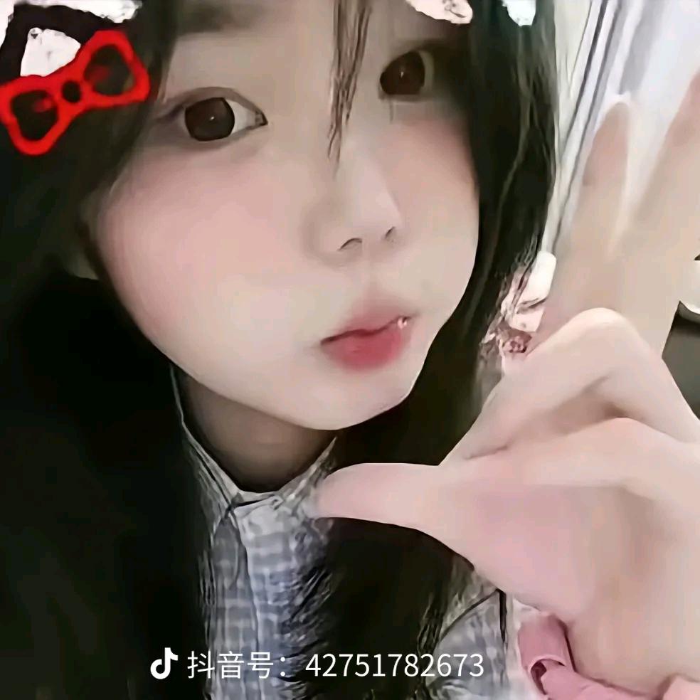摆烂小鱼 . z Z