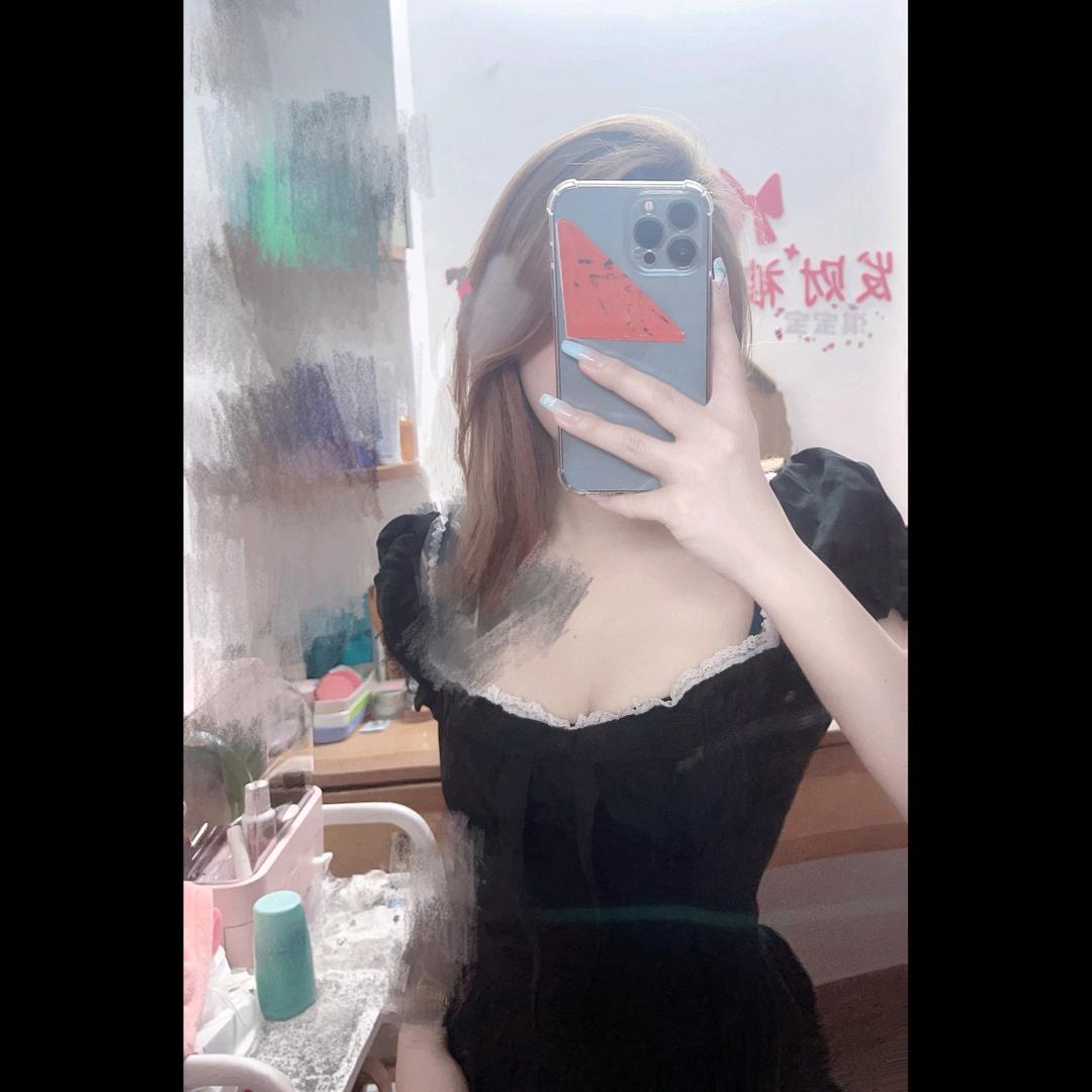 🎀77