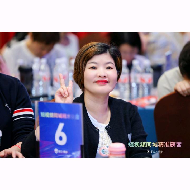 鑫客隆服装店官方号