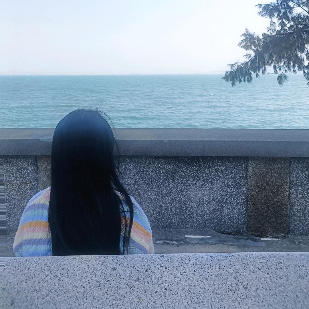 脑袋困掉了