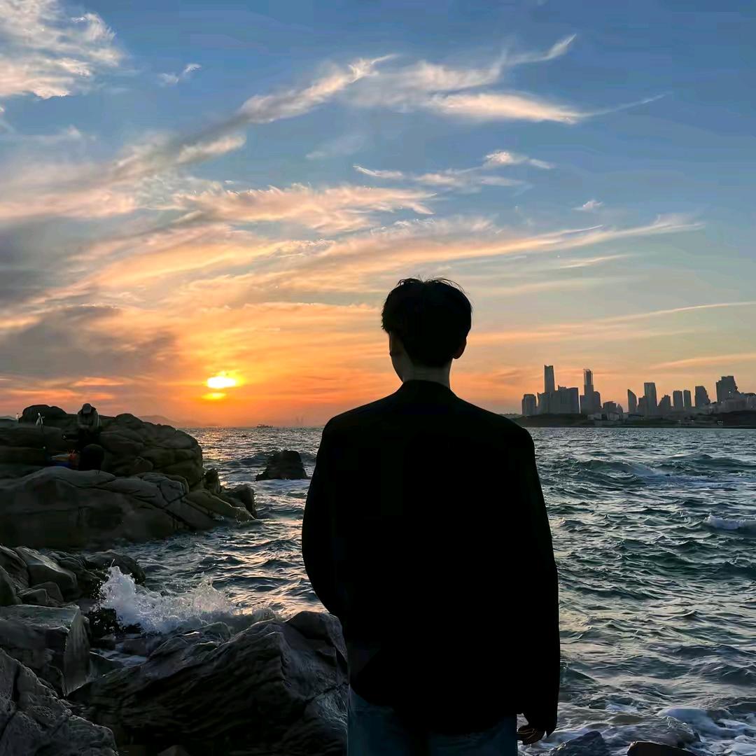 第一深情༆聆听