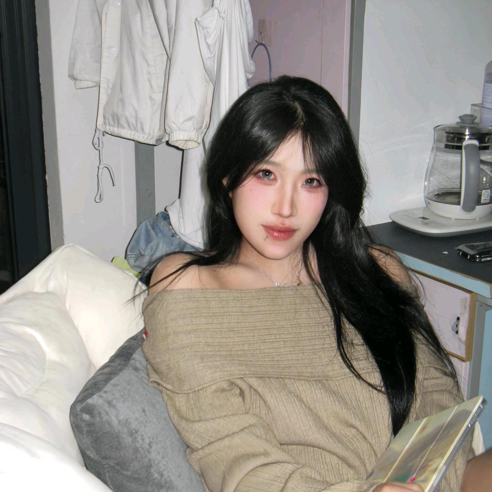 小彤