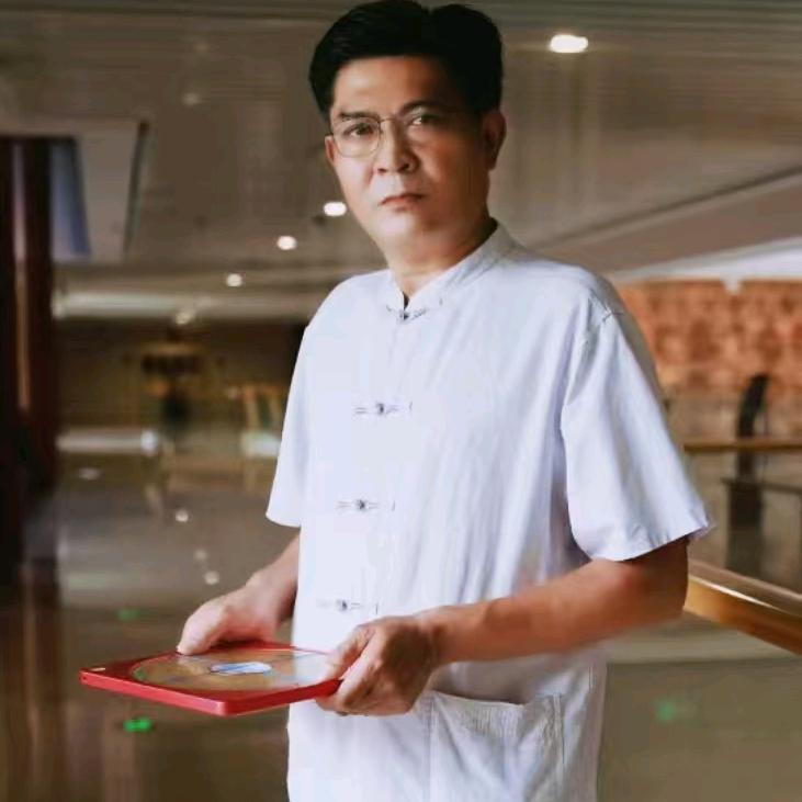 子房山水侯老师