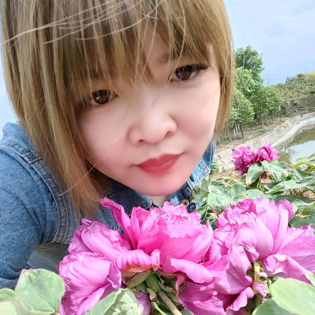 🦋এ᭄我姓ꦿ胡💔不幸福ོ࿐ᩚ
