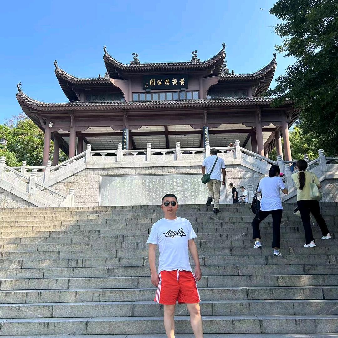建哥