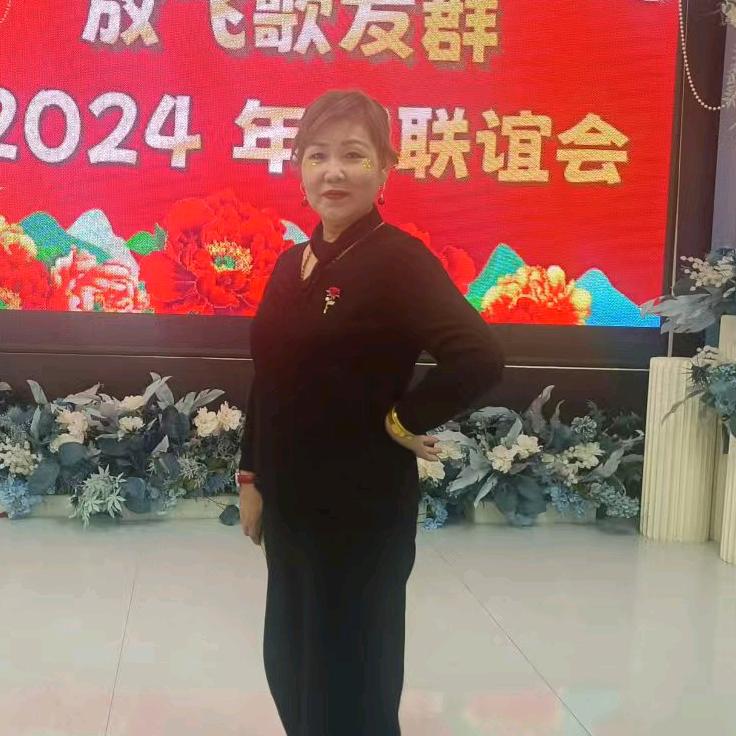 清晨🥑🍋🍎🍇