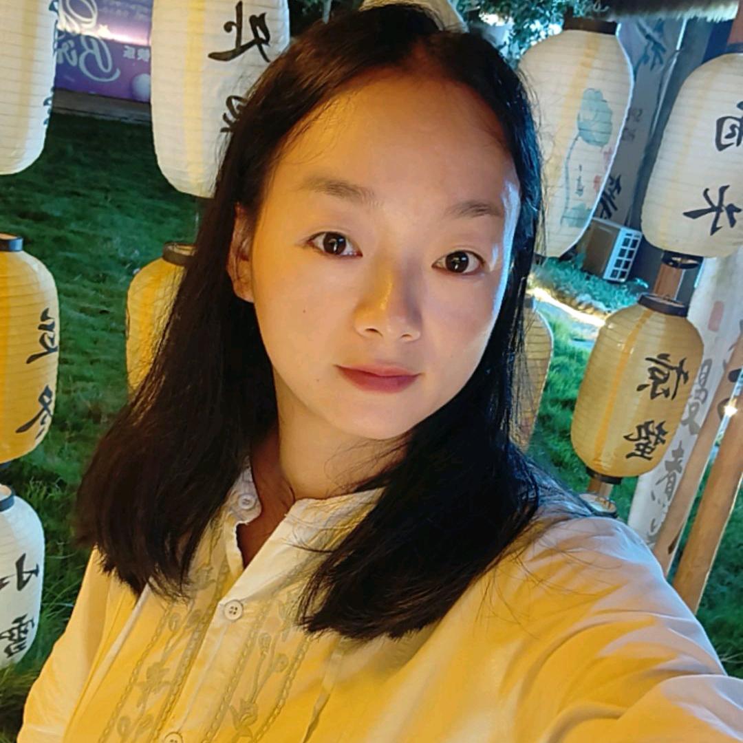 城北镇白背木耳种植，胡小芳