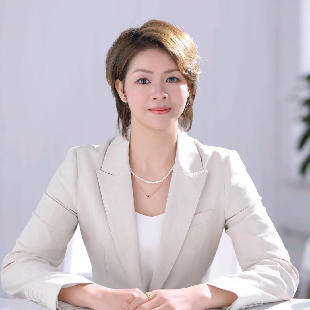 中职行-职装姐卡卡