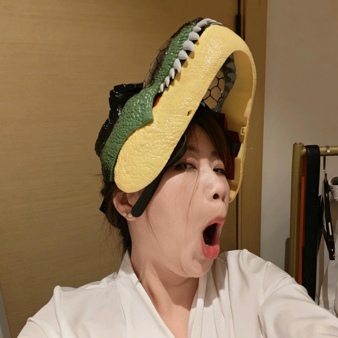 一点不紧张女士