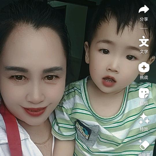如果一杯洒能忘掉所有心酸那我一定先干为