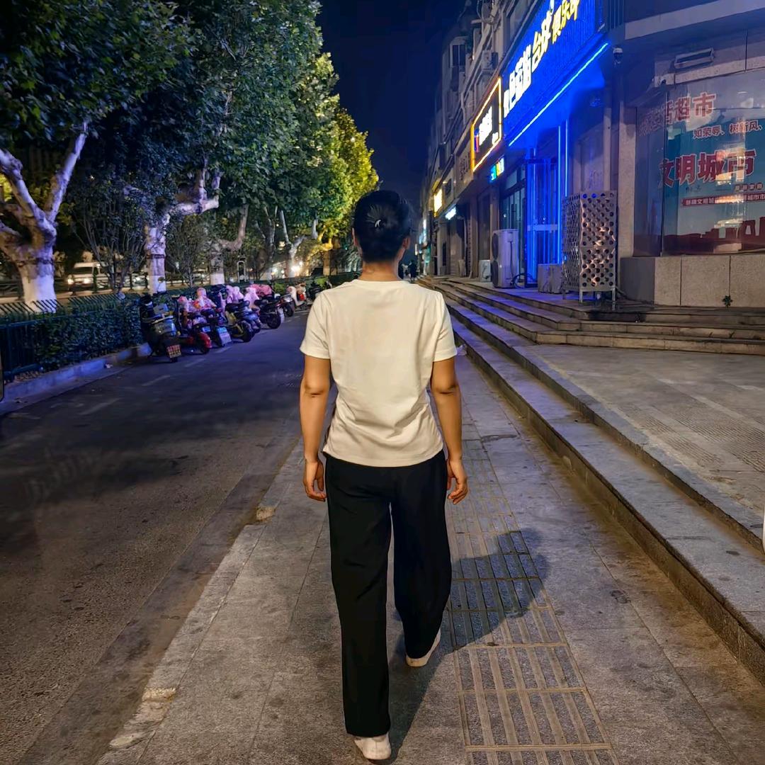 晁小潮