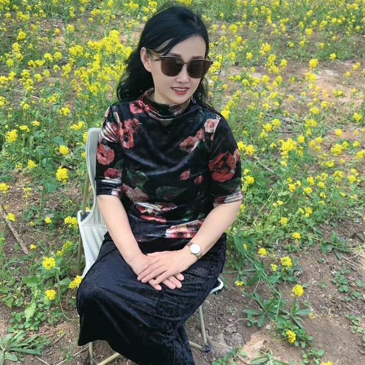霞姐，