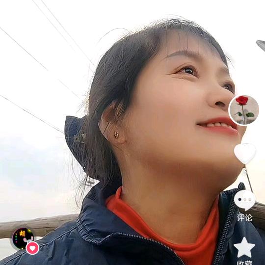 笑容满面😊🌹