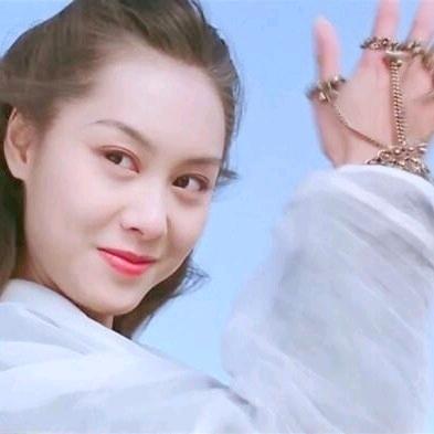 大众翩翩美少女