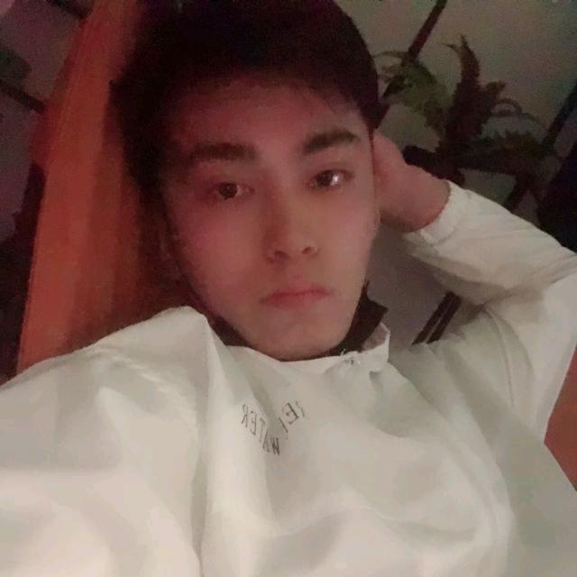 -宇航员