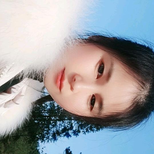胡小容
