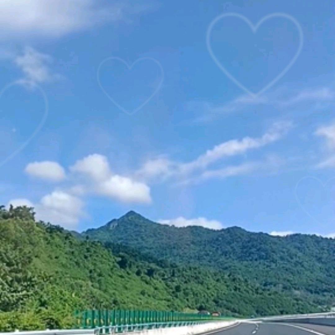 蔚蓝的天空