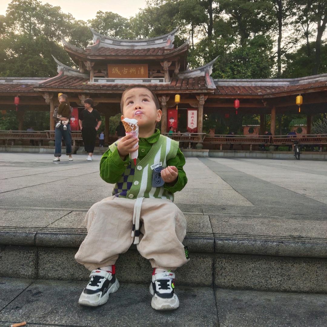 叶小天\福建百茶批发