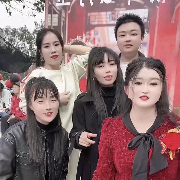小陈陈818