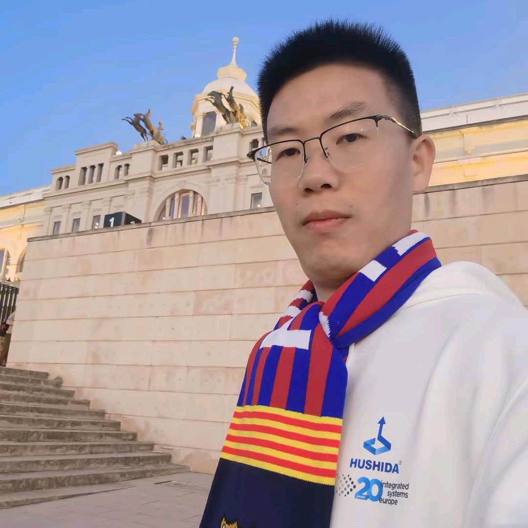 达达哥：HUSHIDA 教学会议一体机