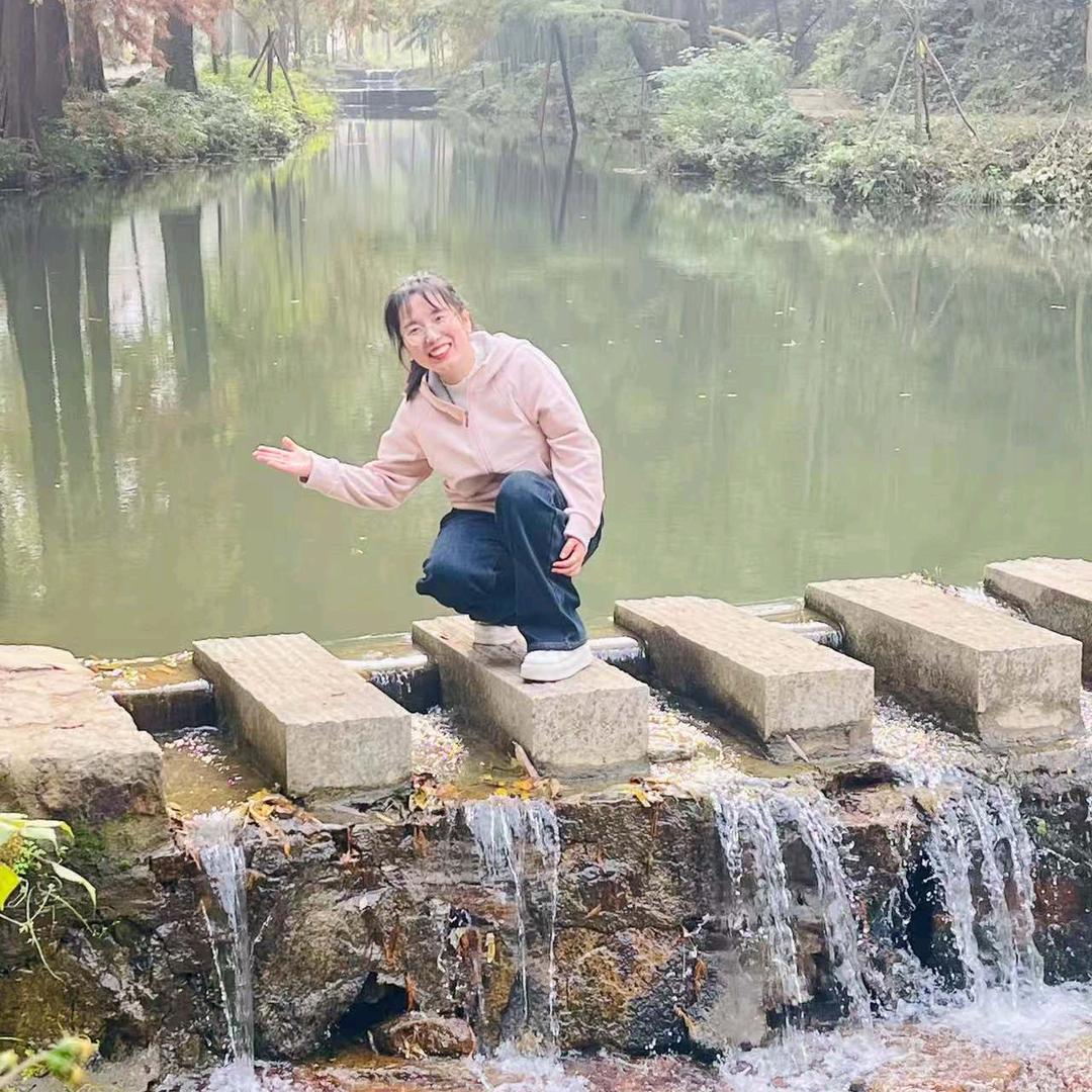 来啦~珊珊