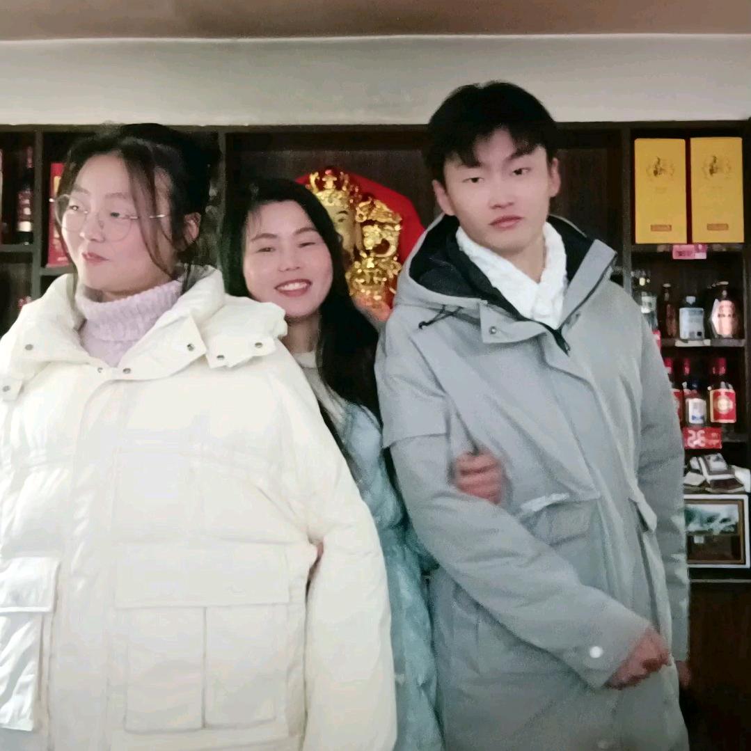 金凤凰小馋嘴