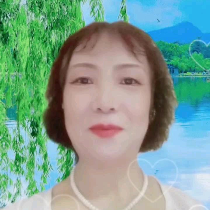 山川百合