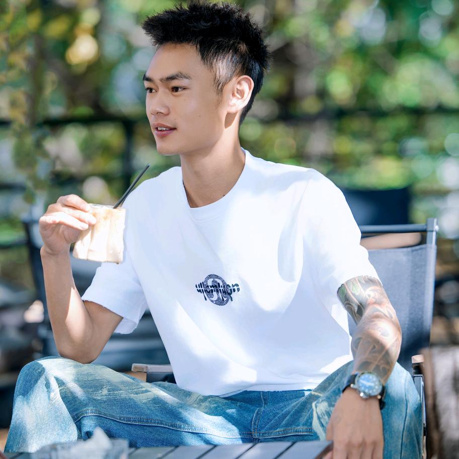 杨康 腾冲车掌柜二手车