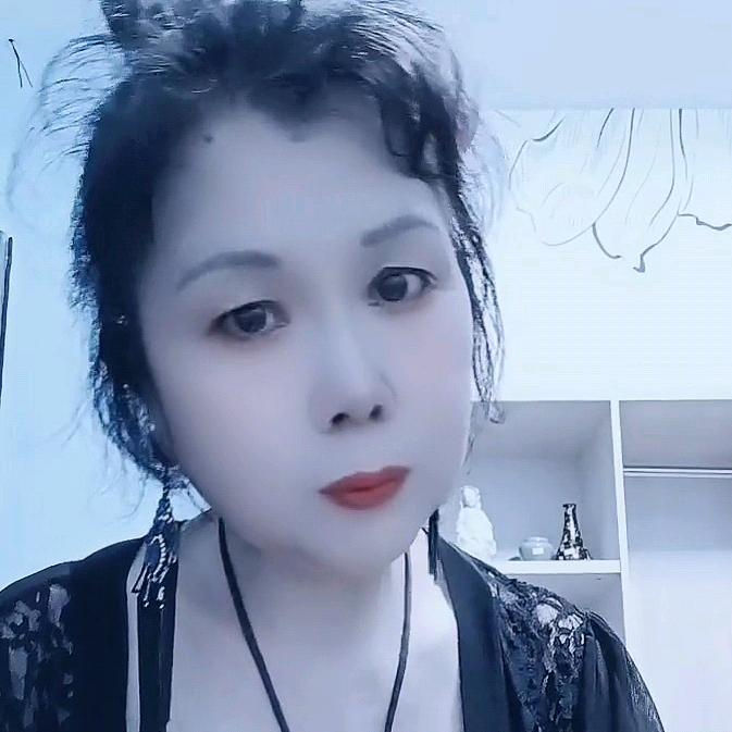 快乐梅子【54年的马】