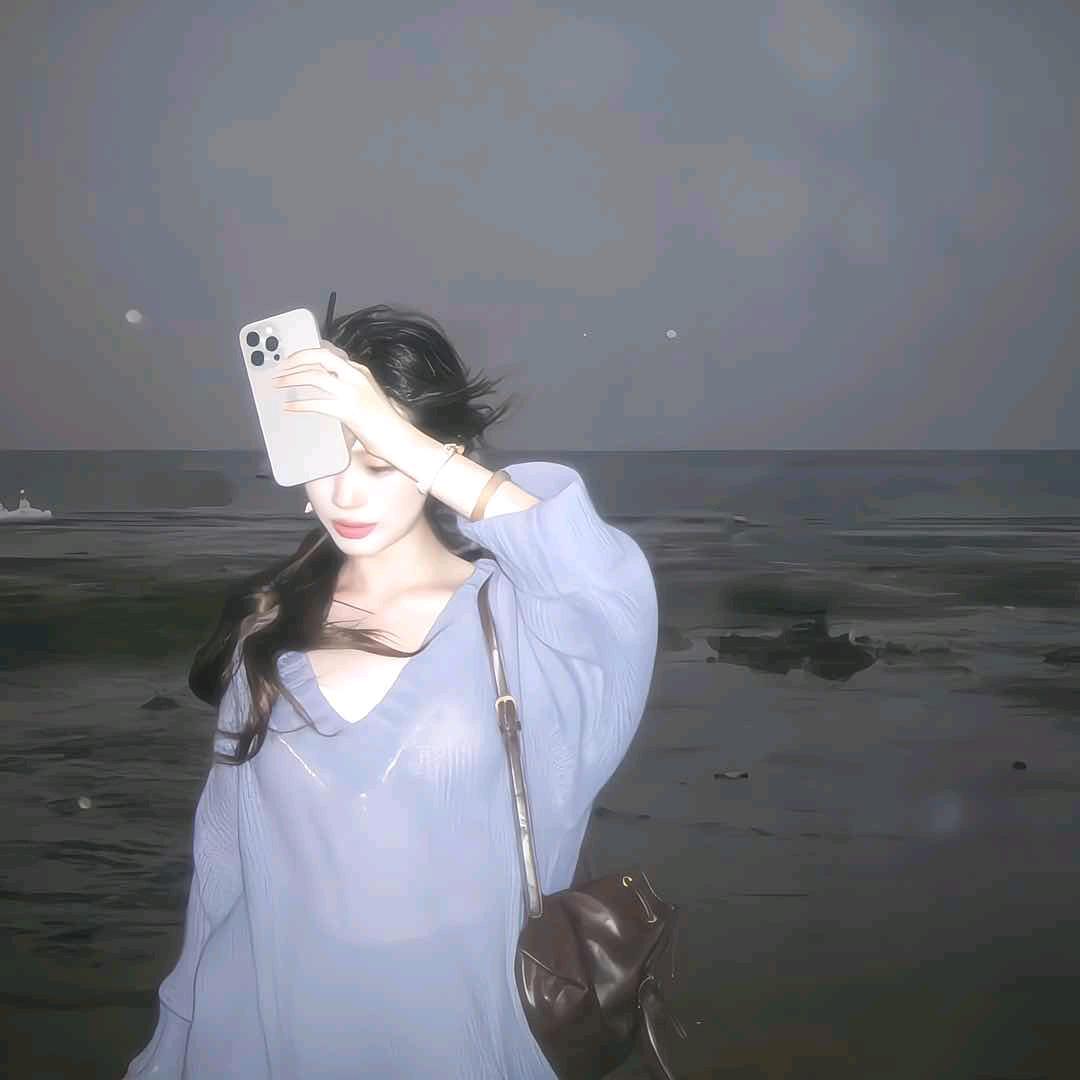 捞起月亮的渔民