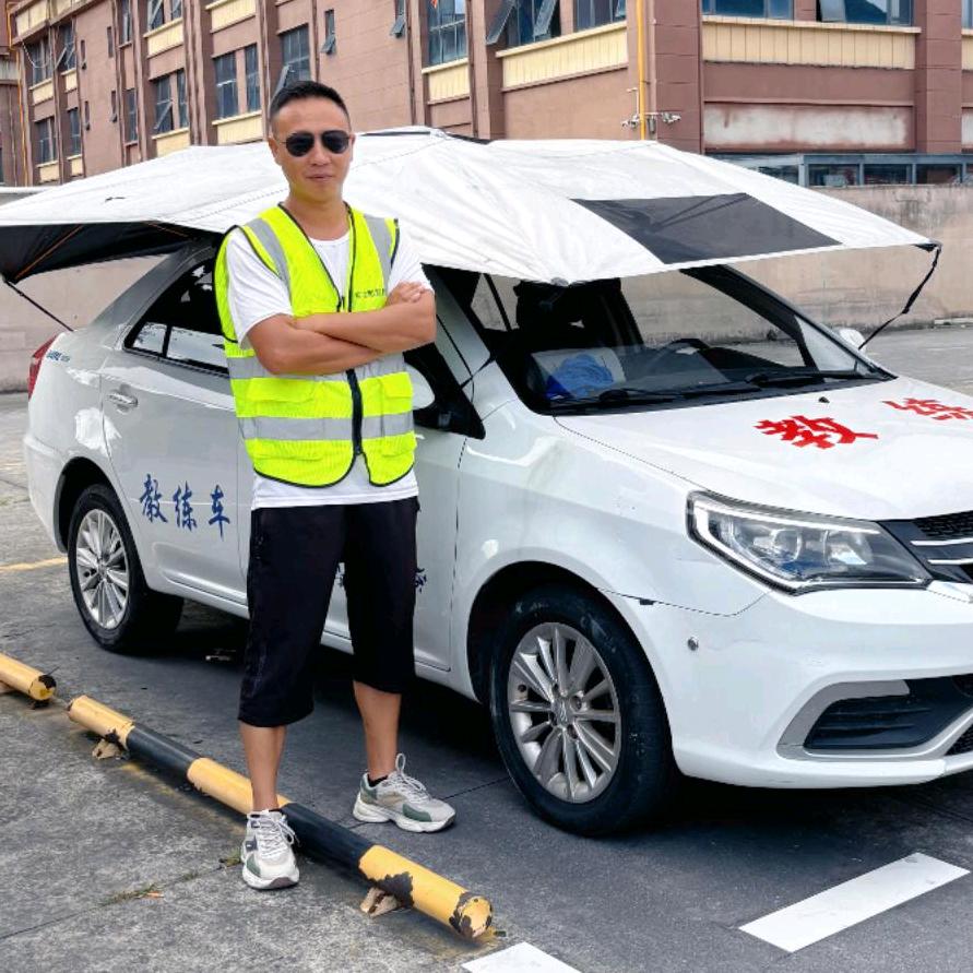 车之都驾校教练陈贤刚