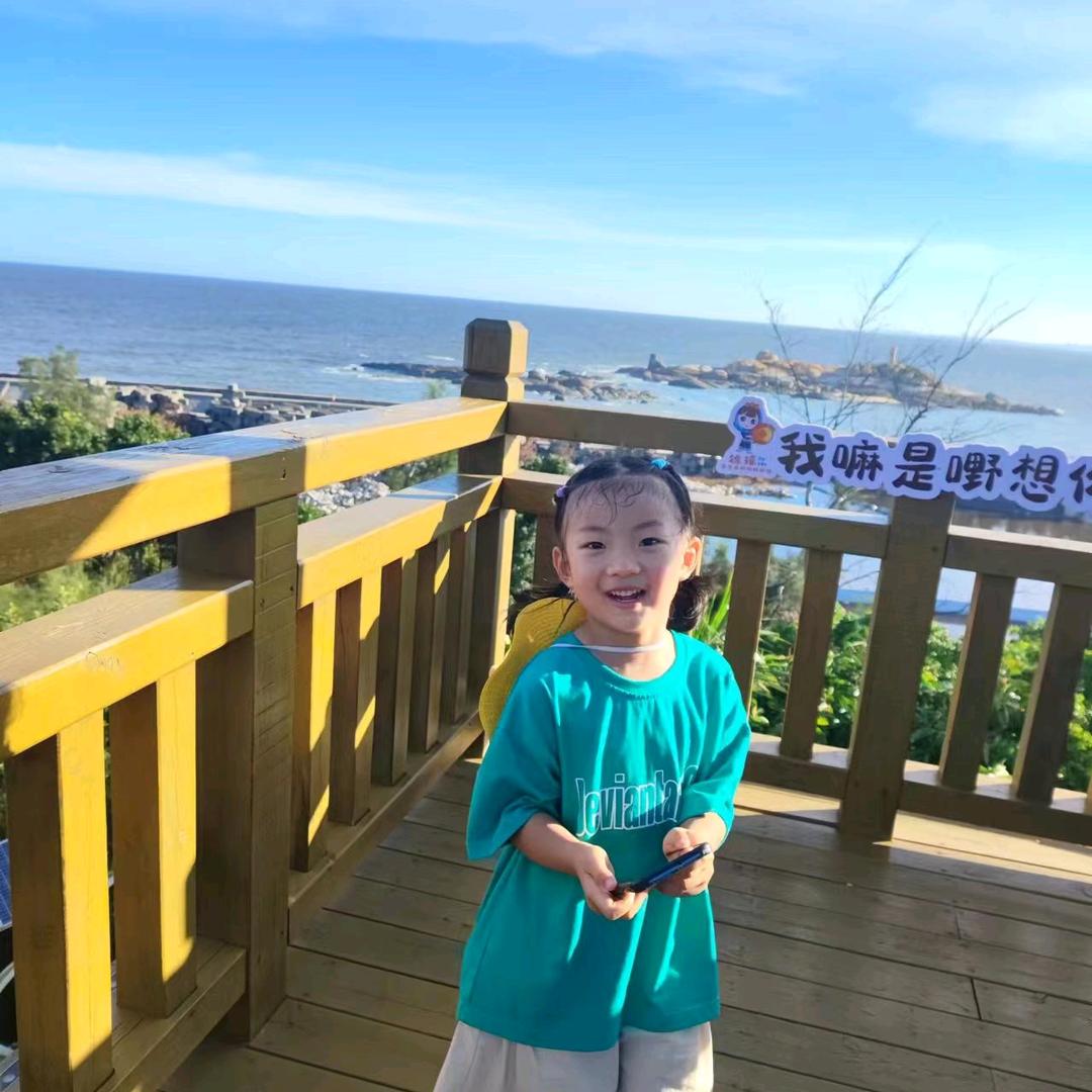 小溪尘头像