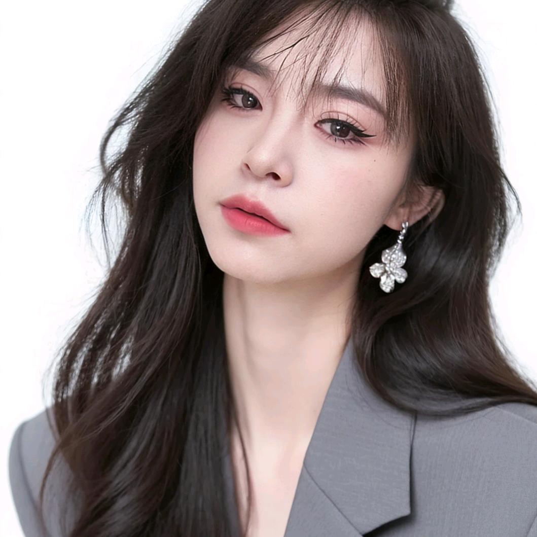 榆林流金岁月肤施路店经理井晶