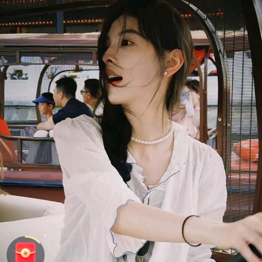 ༈༺༃b༒M༃༻༆