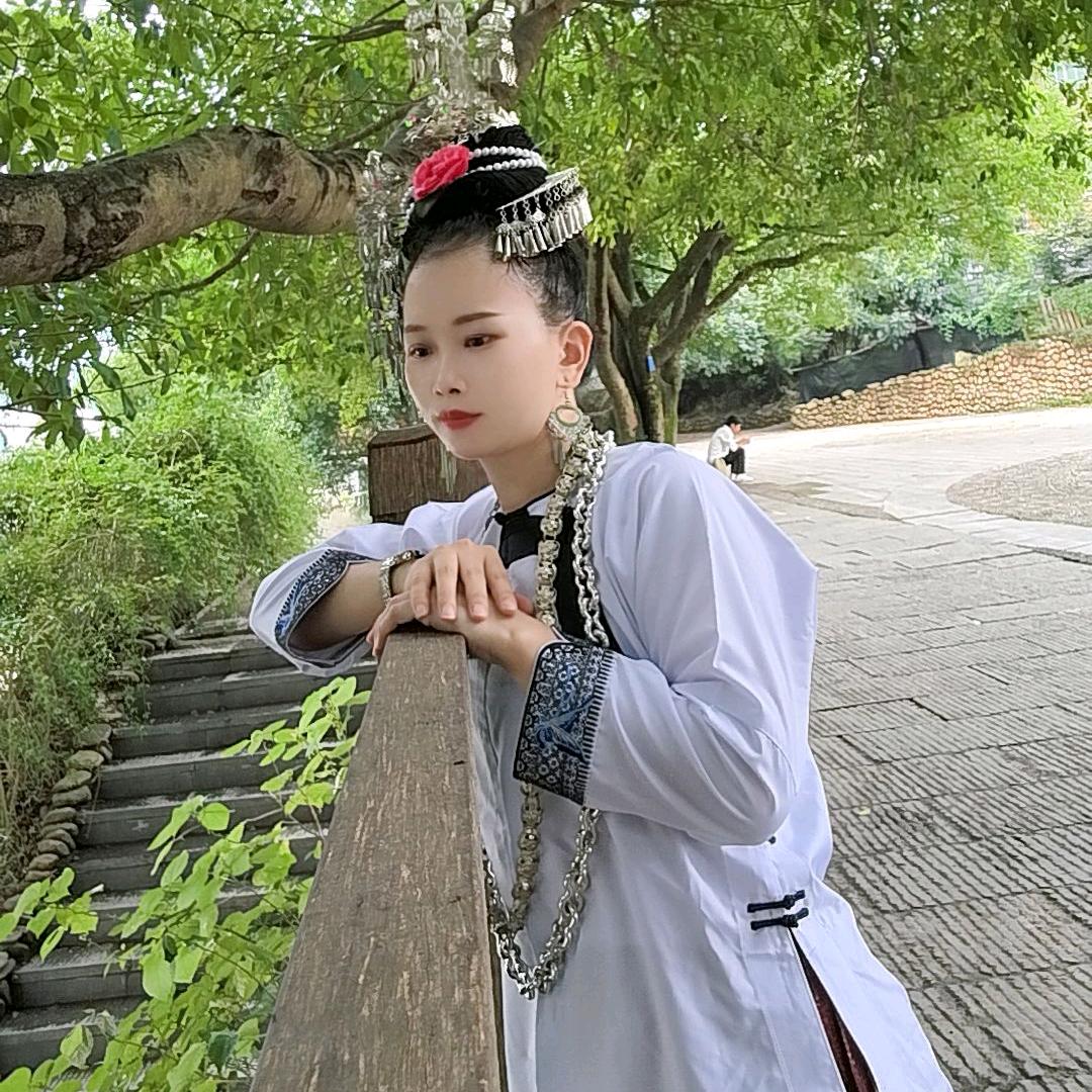 小婕
