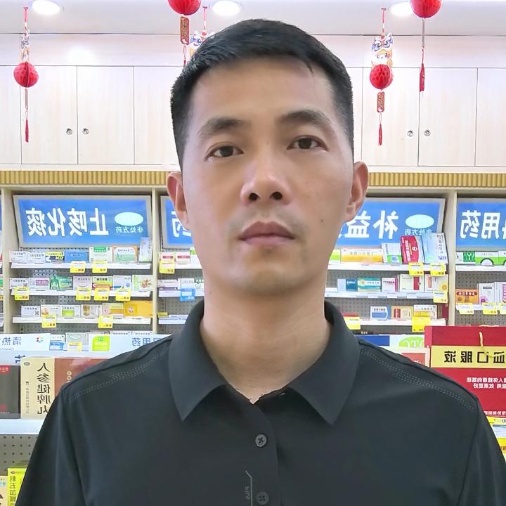 老万在立丰大药房