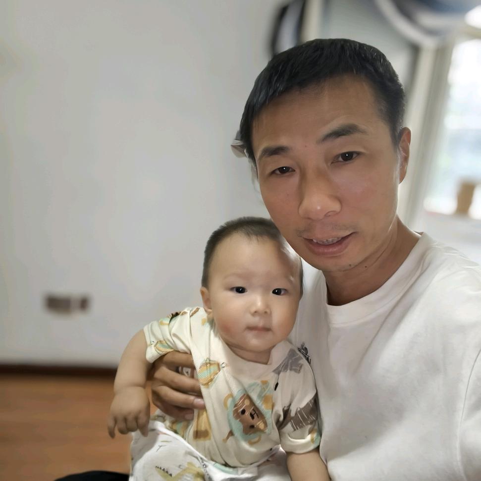 不蒸馒头，争口气，叫我老张