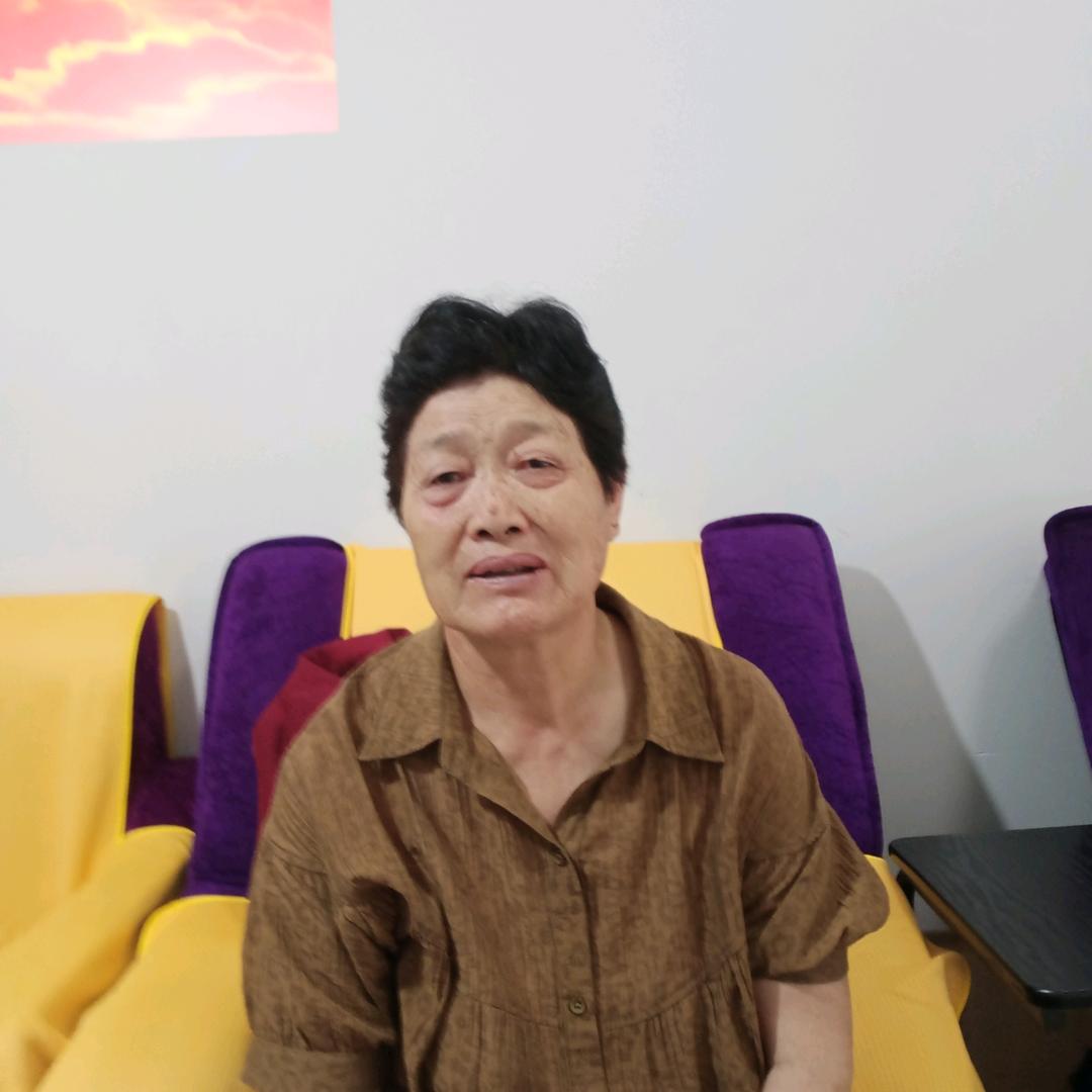 何奶奶晚8.10