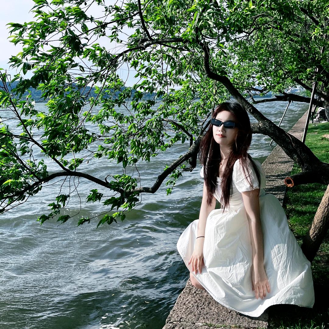 山茶花开在年糕里