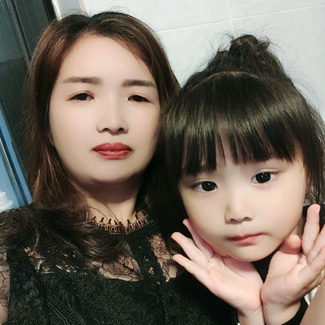 杨英