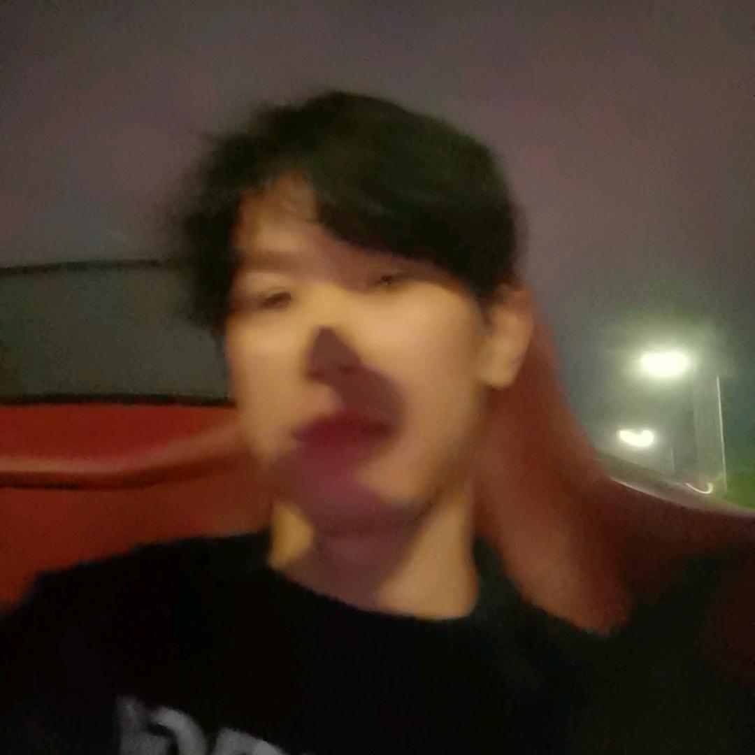 陈少校.