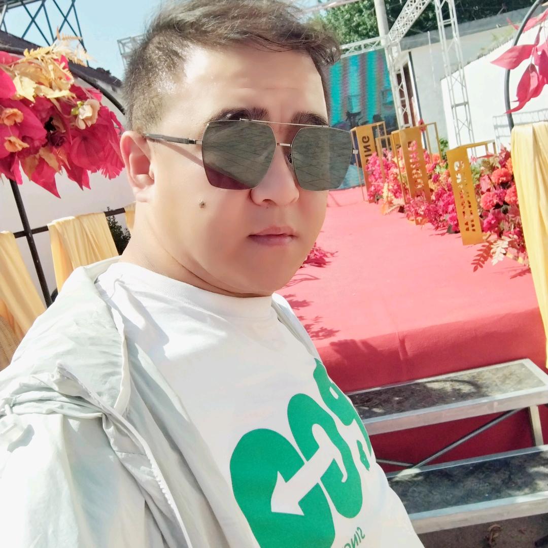 吉诺大叔牛排披萨