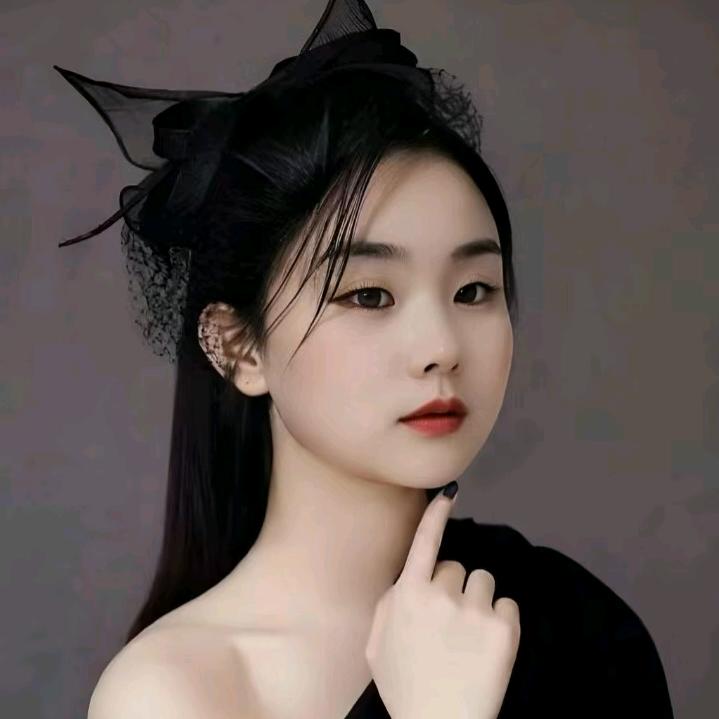 可爱的小野猫。