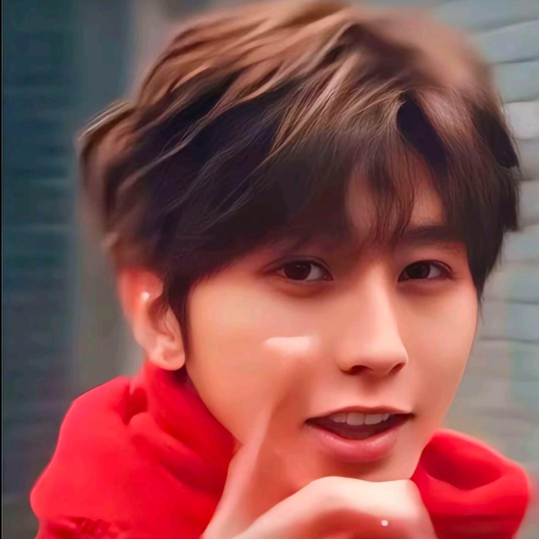 老奶奶吃拖鞋🌈