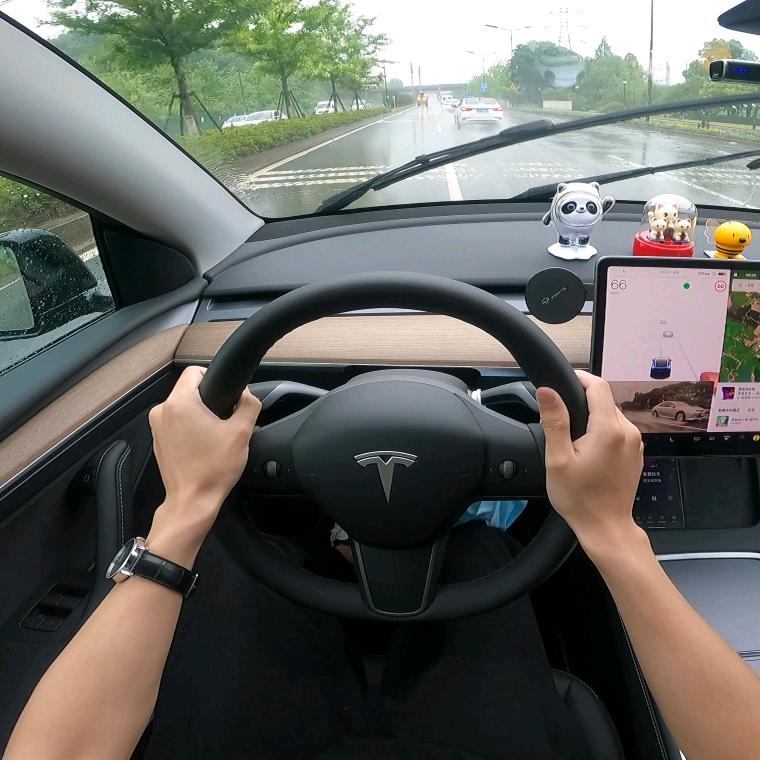 百行陪驾肖教练