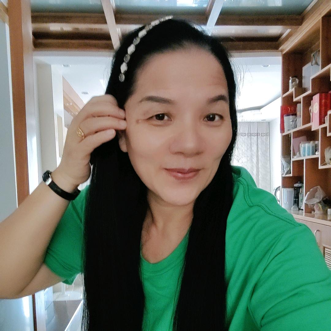 长发小龙女简单素雅