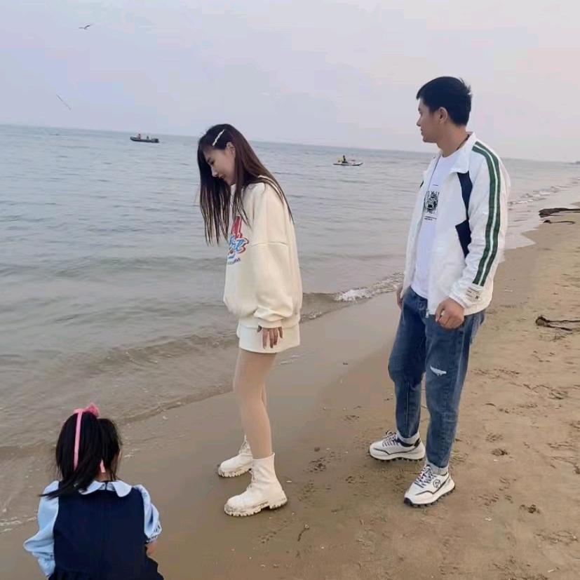 陌晓峰（户外露营）