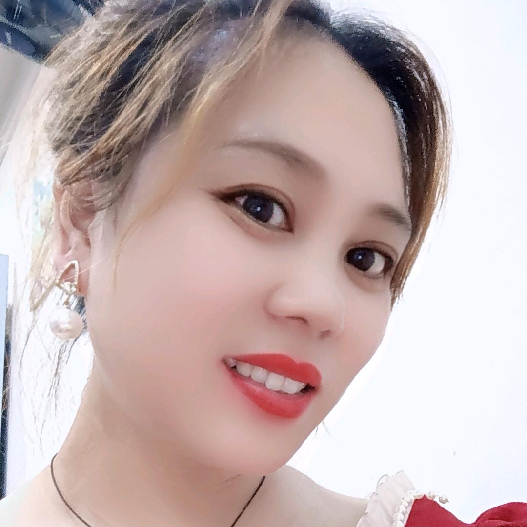 龙南猪大骨汤粉王老板娘