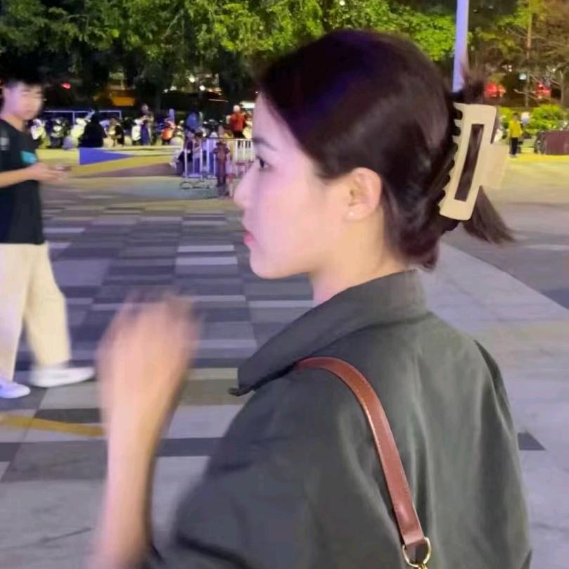 东莞婷婷(˃ ⌑ ˂ഃ )