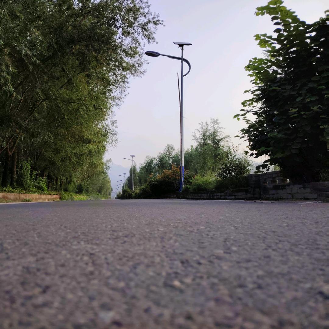 一直在路上。